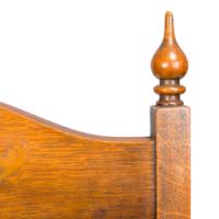 Liberty & Co., attributed, Arts & Crafts Oak Armchair with Inlaid Crown - Thumbnail 9
