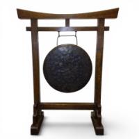 E. W. Godwin for William Watt. Anglo-Japanese gong - Thumbnail 2