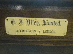 A Rare Arts & Crafts Oak Snooker Table - Thumbnail 5