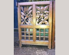 Alfred Waterhouse Attributed, a pair of Gothic Revival hinged alter gate - Thumbnail 3