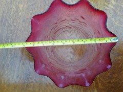 Cranberry glass oil lamp shade with ruffled frill c.1900 - Thumbnail 5
