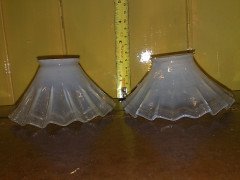 French Style, Pair of Milky Glass Shades (c.1910) - Thumbnail 2