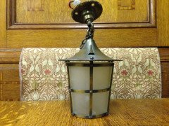 A little Arts & Crafts copper lantern with frosted glass - Thumbnail 1