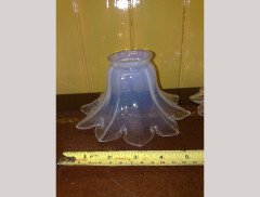 A Pair of Small Vaseline Shade - Thumbnail 4