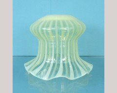 Rare jellyfish shaped Vaseline shade - Thumbnail 1