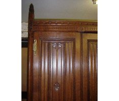 A. W. N. Pugin for J G Crace. important Gothic Revival Oak treble wardrobe of superior quality - Thumbnail 3
