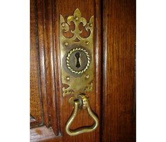 A. W. N. Pugin for J G Crace. important Gothic Revival Oak treble wardrobe of superior quality - Thumbnail 5
