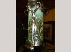 An Arts & Crafts silver plated lantern with floral Vaseline shade. - Thumbnail 3