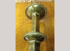Gordon Russell Attributed, an Arts & Crafts brass table lamp - Thumbnail 7