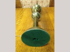 Gordon Russell Attributed, an Arts & Crafts brass table lamp - Thumbnail 8