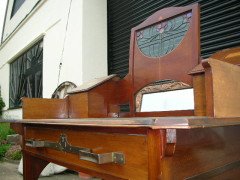 G. M. Ellwood for J. S. Henry. A stunning pure Arts & Crafts desk - Thumbnail 6