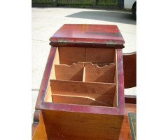 G. M. Ellwood for J. S. Henry. A stunning pure Arts & Crafts desk - Thumbnail 13