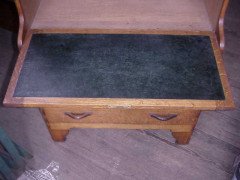 Arthur Simpson. An Arts & Crafts Oak Bureau - Thumbnail 4