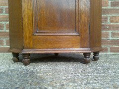 Arthur Simpson. An Exceptional Quality Arts & Crafts Corner Cupboard - Thumbnail 14
