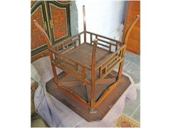 E. W. Godwin for Collinson & Lock. An exceptional quality Anglo-Japanese mahogany sidetable - Thumbnail 4