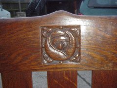 E. A. Taylor for Wylie & Lochhead. A pair of Arts & Crafts Oak chairs - Thumbnail 5