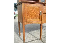 E. A. Taylor for Wylie & Lochhead. Oak Glasgow School sideboard - Thumbnail 7