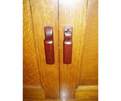 Arthur Simpson. Arts & Crafts Cabinet/linen Press - Thumbnail 5