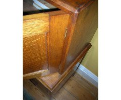 Arthur Simpson. Arts & Crafts Cabinet/linen Press - Thumbnail 8