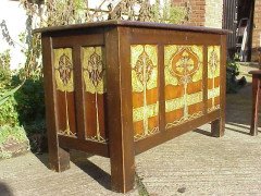 Edwin B Joliffe. A stunning Arts & Crafts stained wood and Gesso cabinet - Thumbnail 3
