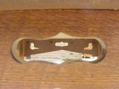 An Arts & Crafts Oak dining table with Voysey style doves bird cut-outs to each corner - Thumbnail 5