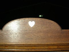 E. A. Taylor for Wylie & Lochhead. A good Glasgow School Oak bookcase - Thumbnail 5