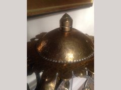 Alfred Bucknell. An exceptional Arts & Crafts hand made brass table lamp with a Heron. - Thumbnail 11