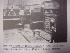 George Walton. Rare and important Arts & Crafts Glasgow School Oak settle - Thumbnail 9