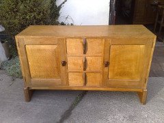 Eric Sharp. An Oak dining table and sideboard Attributed, to Gordon Russell or possibly by Eric Sharp. - Thumbnail 6