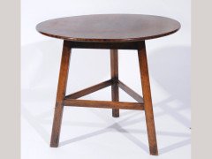 Heal's of London. Rare Oak cricket table - Thumbnail 1