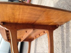 Edward Barnsley. A super quality Cotswold style Oak dining table designed for the Rural Industries Bureau. - Thumbnail 12