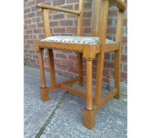 G. M. Ellwood for J. S. Henry. Rare and important Arts & Crafts Oak Armchair and matching side chair - Thumbnail 14