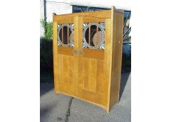 George Walton. An Arts & Crafts Glasgow School Oak double wardrobe - Thumbnail 2