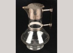 Dr. Christopher Dresser for Hukin and Heath. An electro-plate mounted glass claret jug - Thumbnail 1