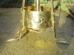 Margaret Gilmour. A Glasgow school telescopic brass standard lamp - Thumbnail 4