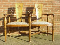 George Walton. An Arts & Crafts love seat - Thumbnail 2
