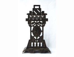 Robbins and Co. Anglo-Japanese cast iron stickstand with floral decor - Thumbnail 2