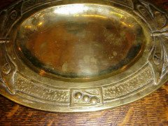 Margaret Gilmour Attributed, oval Glasgow School brass tray - Thumbnail 3