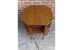 Heal's of London. Arts & Crafts Oak octagonal side table - Thumbnail 2