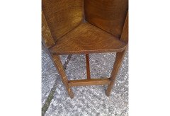 Heal's of London. Arts & Crafts Oak octagonal side table - Thumbnail 5