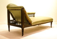 John Moyr Smith Attributed, for Collinson & Lock. A walnut and ebonised chaise longue - Thumbnail 2
