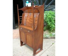 J. S. Henry. A 'flame mahogany' bureau bookcase - Thumbnail 2