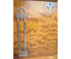 J. S. Henry. A 'flame mahogany' bureau bookcase - Thumbnail 4
