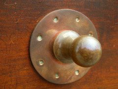 J. S. Henry. A 'flame mahogany' bureau bookcase - Thumbnail 6