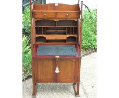 J. S. Henry. A 'flame mahogany' bureau bookcase - Thumbnail 7
