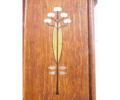 An Oak Arts & Crafts linen pre - Thumbnail 2