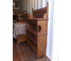Bruce Talbert for Gillows. A fine Gothic Revival 1/4 sawn Oak bookcase - Thumbnail 2