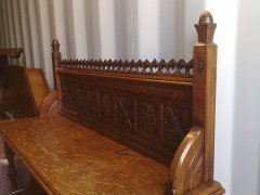 Bruce Talbert for Gillows. A fine Gothic Revival 1/4 sawn Oak bookcase - Thumbnail 3