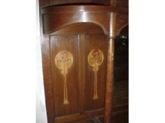 Goodhall, Lambs and Heighway. A Glasgow School Arts & Crafts Oak treble wardrobe in the manner of M. H. Baillie Scott - Thumbnail 12