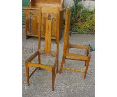 Goodhall, Lambs and Heighway. A Glasgow School Arts & Crafts Oak treble wardrobe in the manner of M. H. Baillie Scott - Thumbnail 15